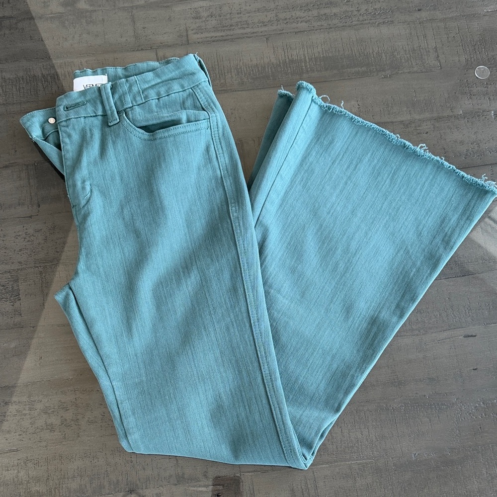 Vervet Teal Flare Bottom Colored Denim. Womens Size 27. Highrise bell bottoms - Picture 2 of 9
